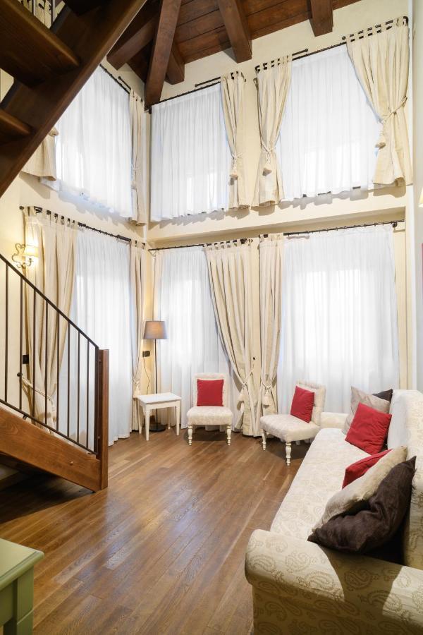 Relais Bella Rosina Pool & Spa La Cassa Экстерьер фото