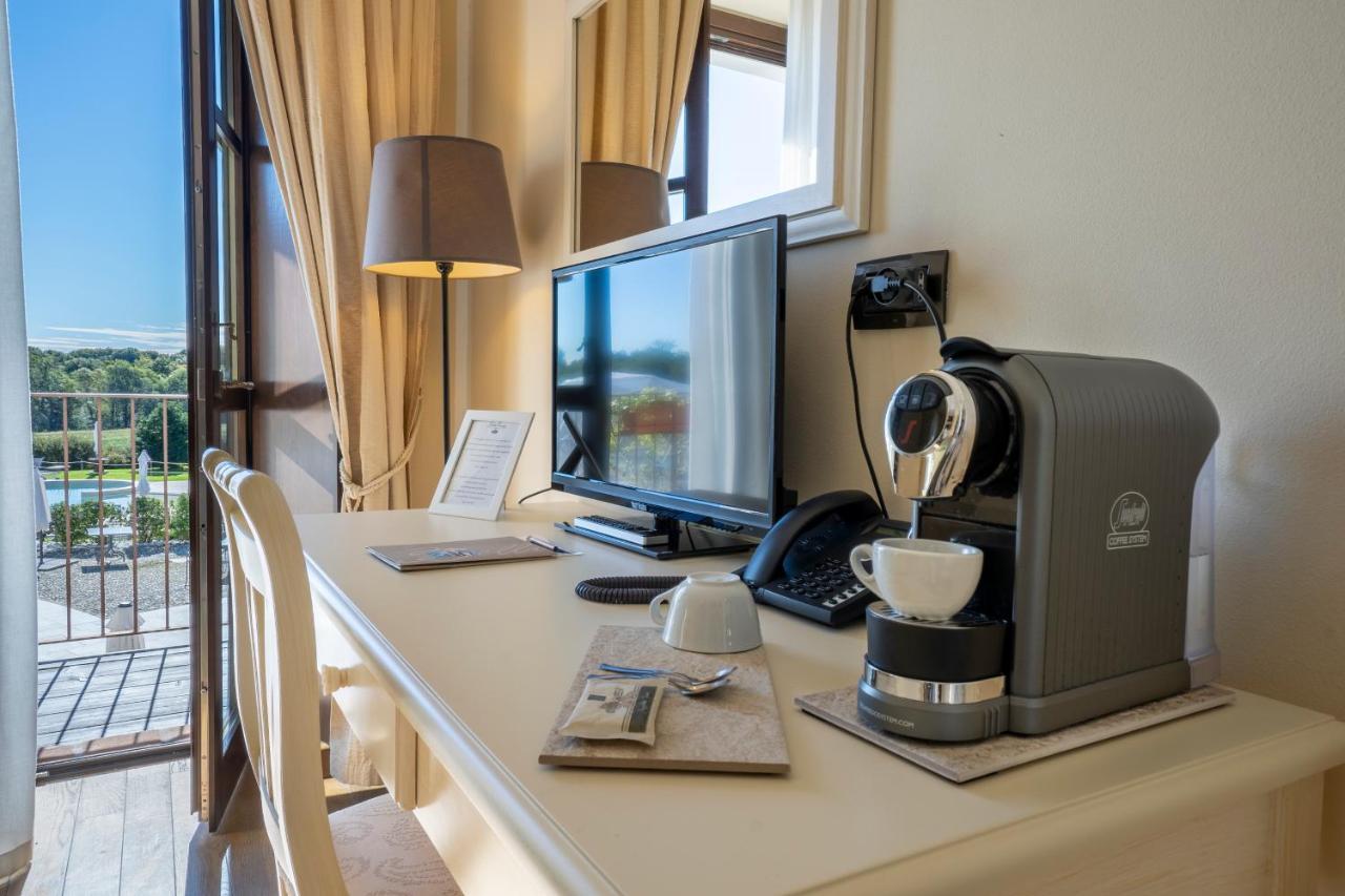 Relais Bella Rosina Pool & Spa La Cassa Экстерьер фото