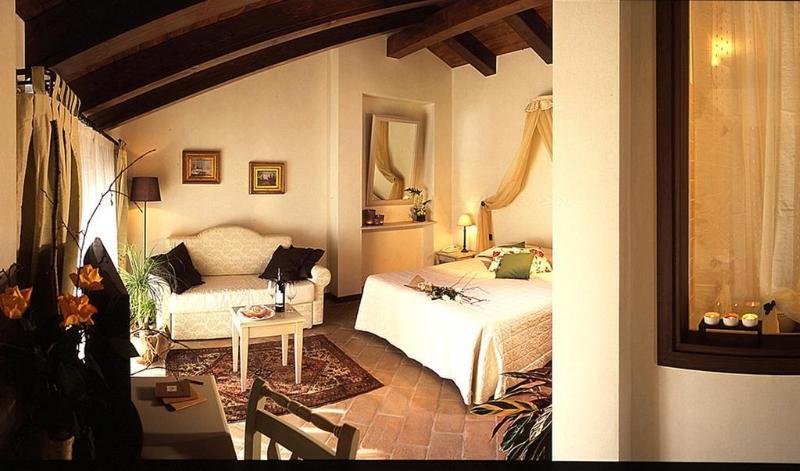 Relais Bella Rosina Pool & Spa La Cassa Экстерьер фото