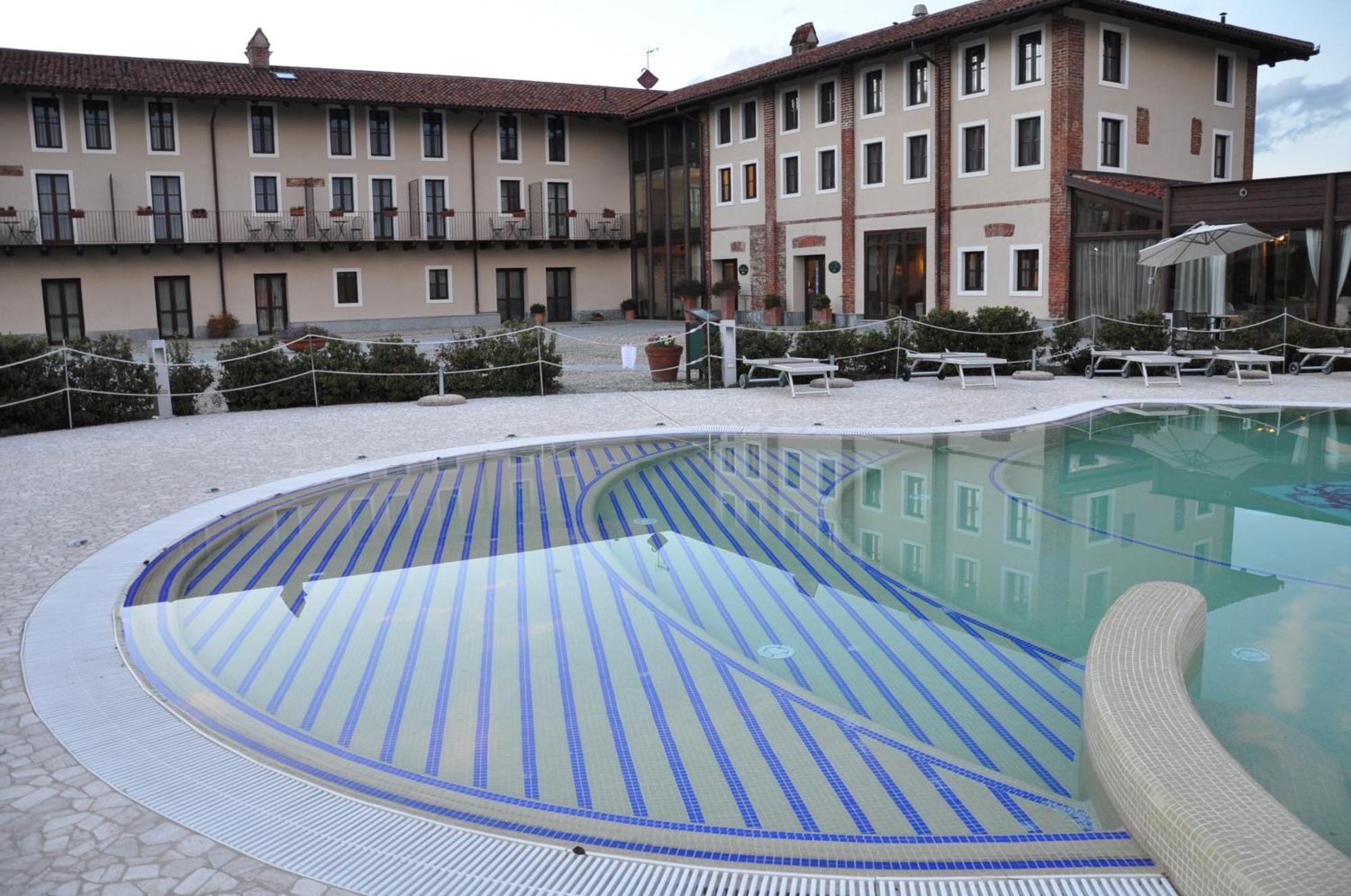 Relais Bella Rosina Pool & Spa La Cassa Экстерьер фото