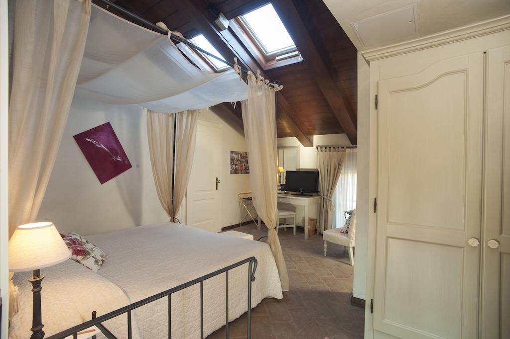 Relais Bella Rosina Pool & Spa La Cassa Экстерьер фото